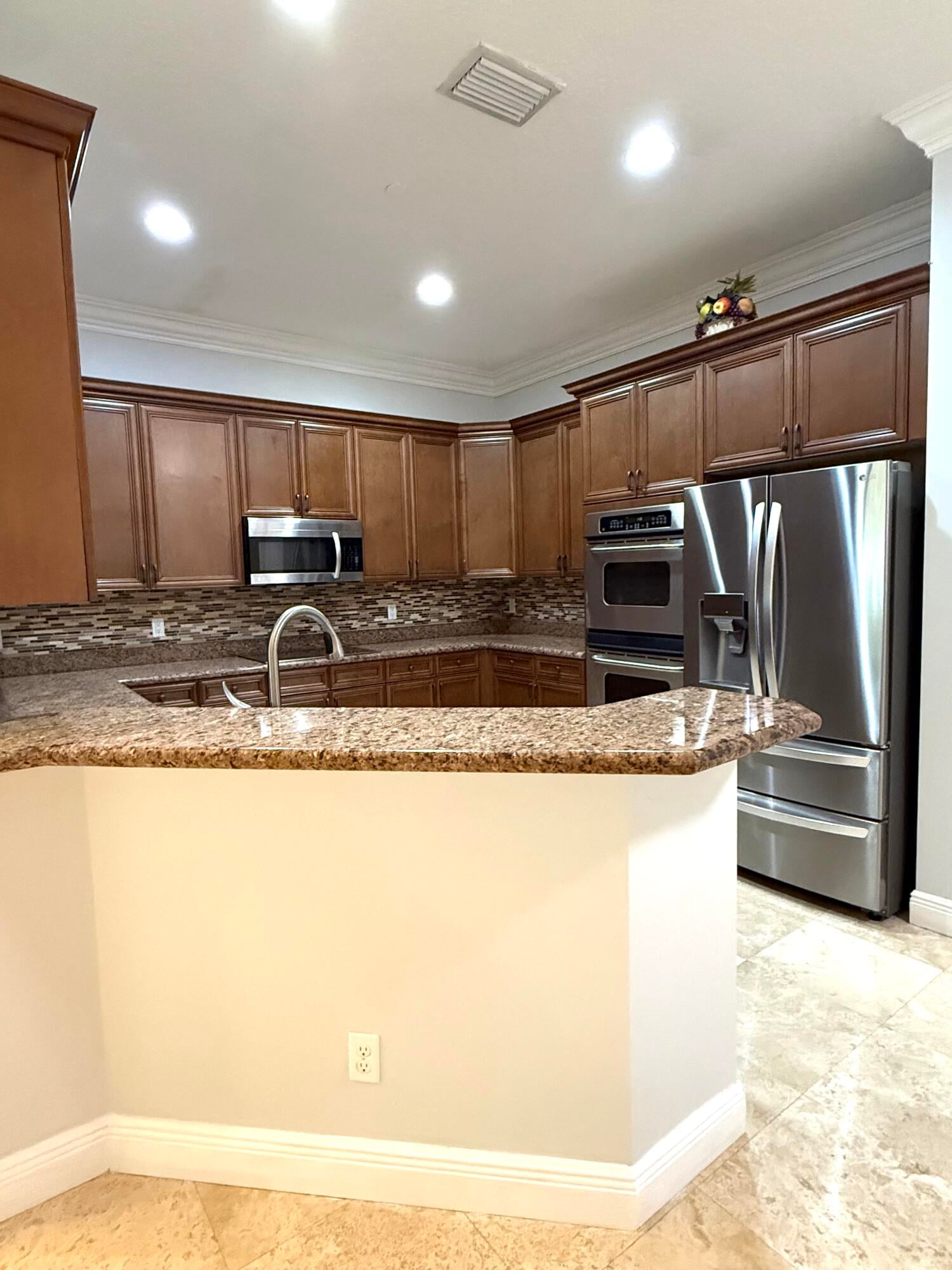 Residence photo 16