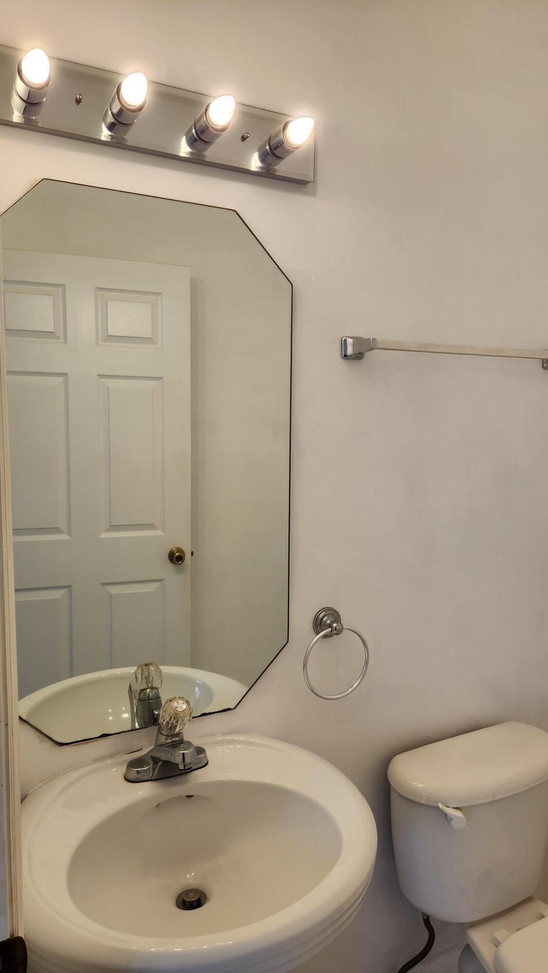 Residence photo 25