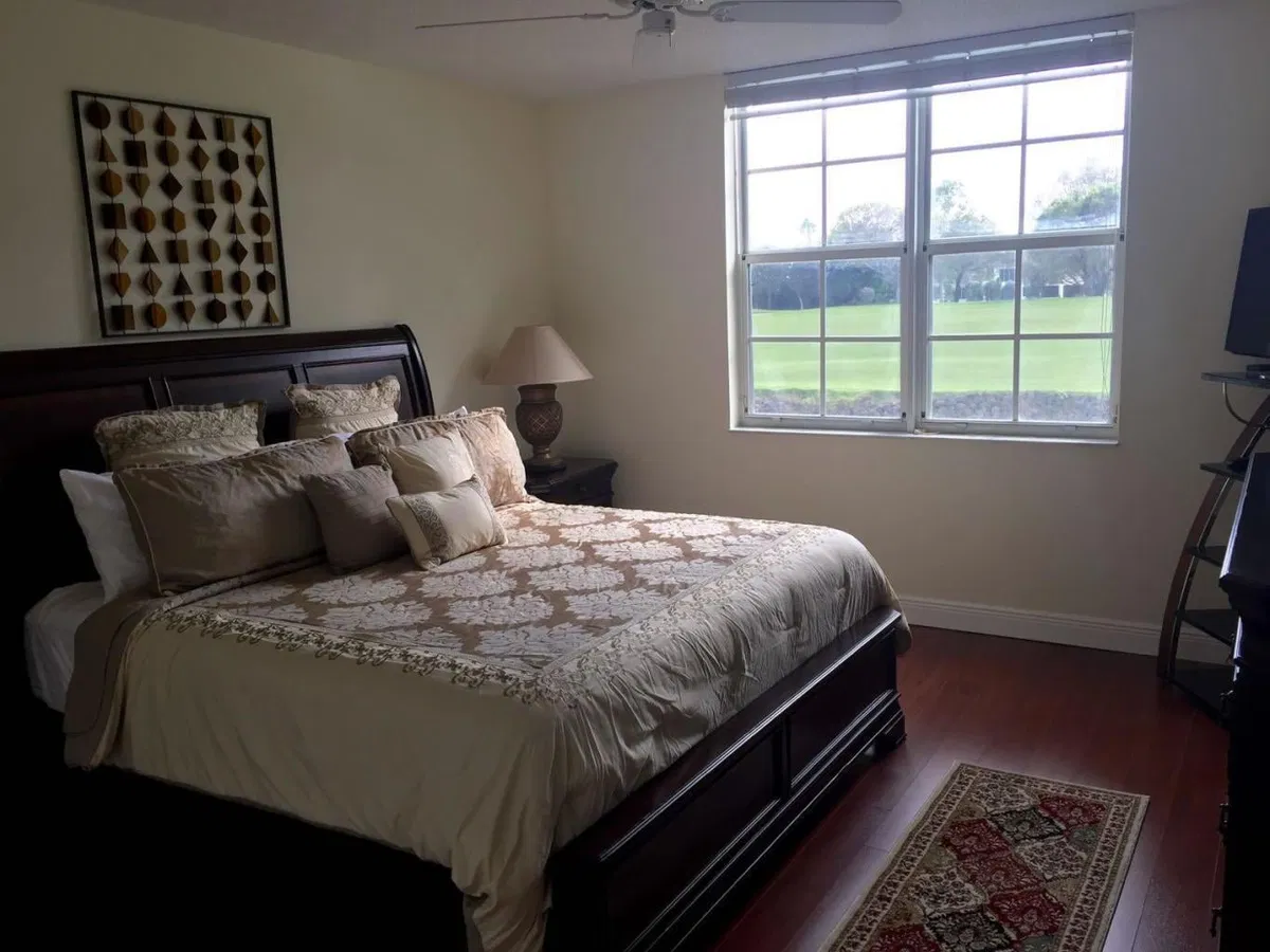  Unit 208 photo 7