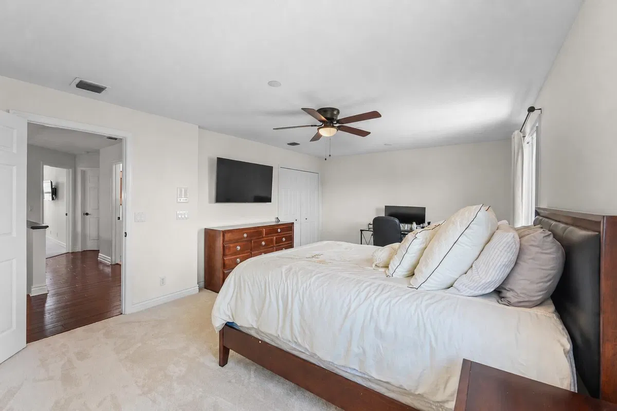  Residence photo 22