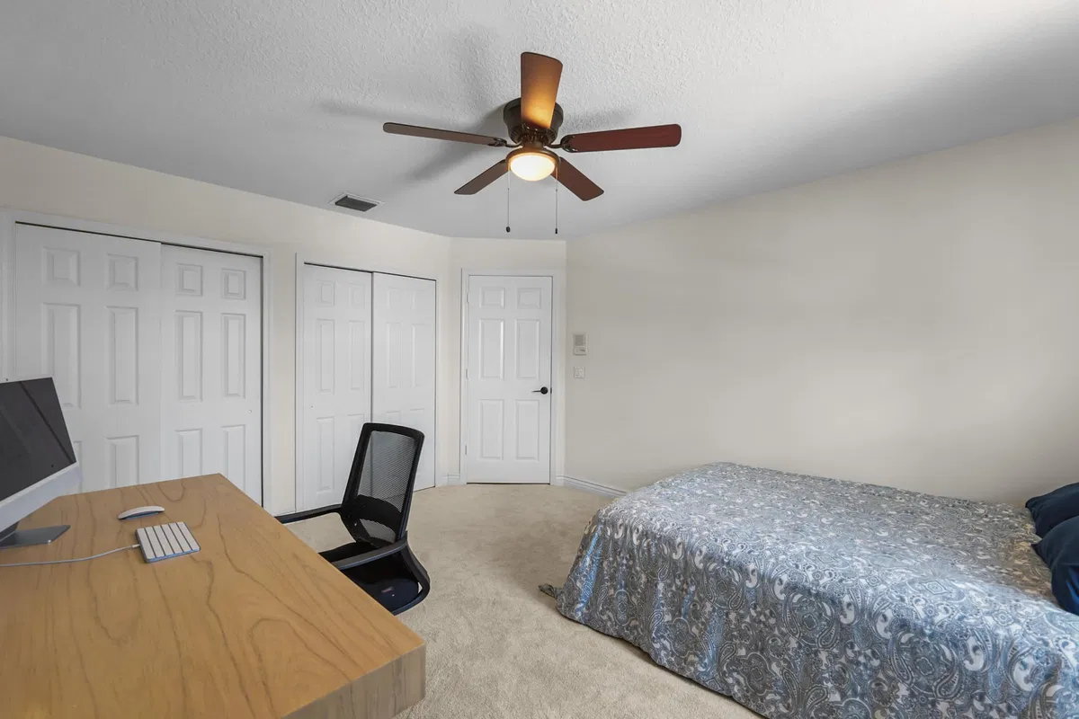  Residence photo 37