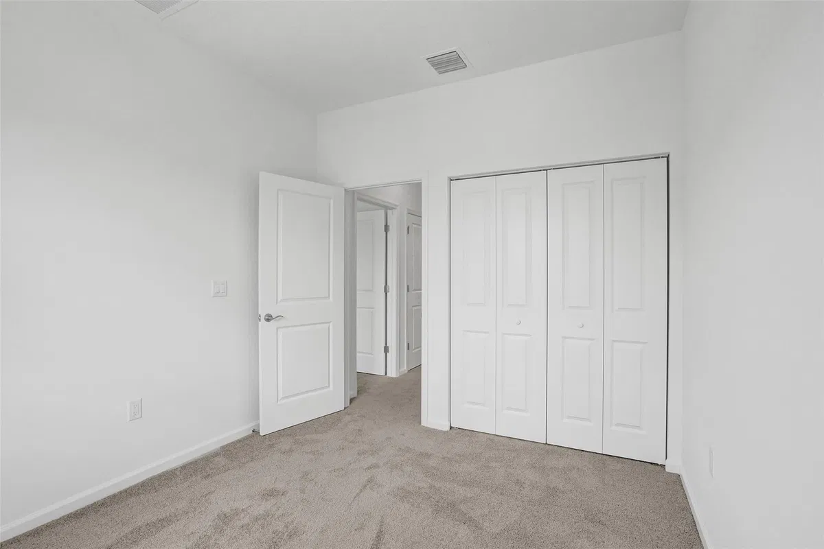 Residence photo 25