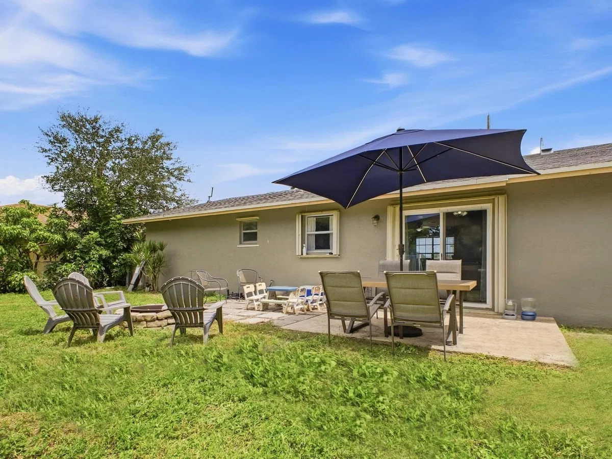 Residence photo 22