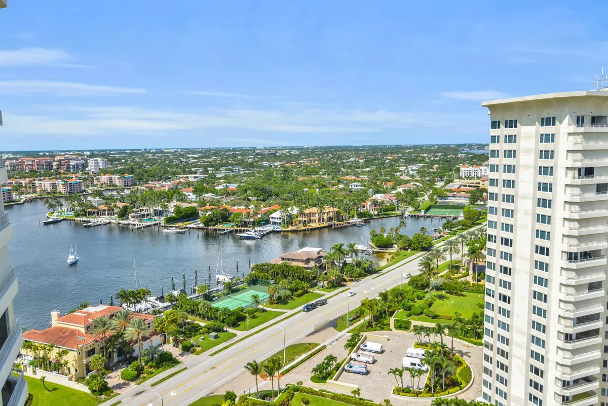 550 S Ocean Boca Unit 2203 photo 7