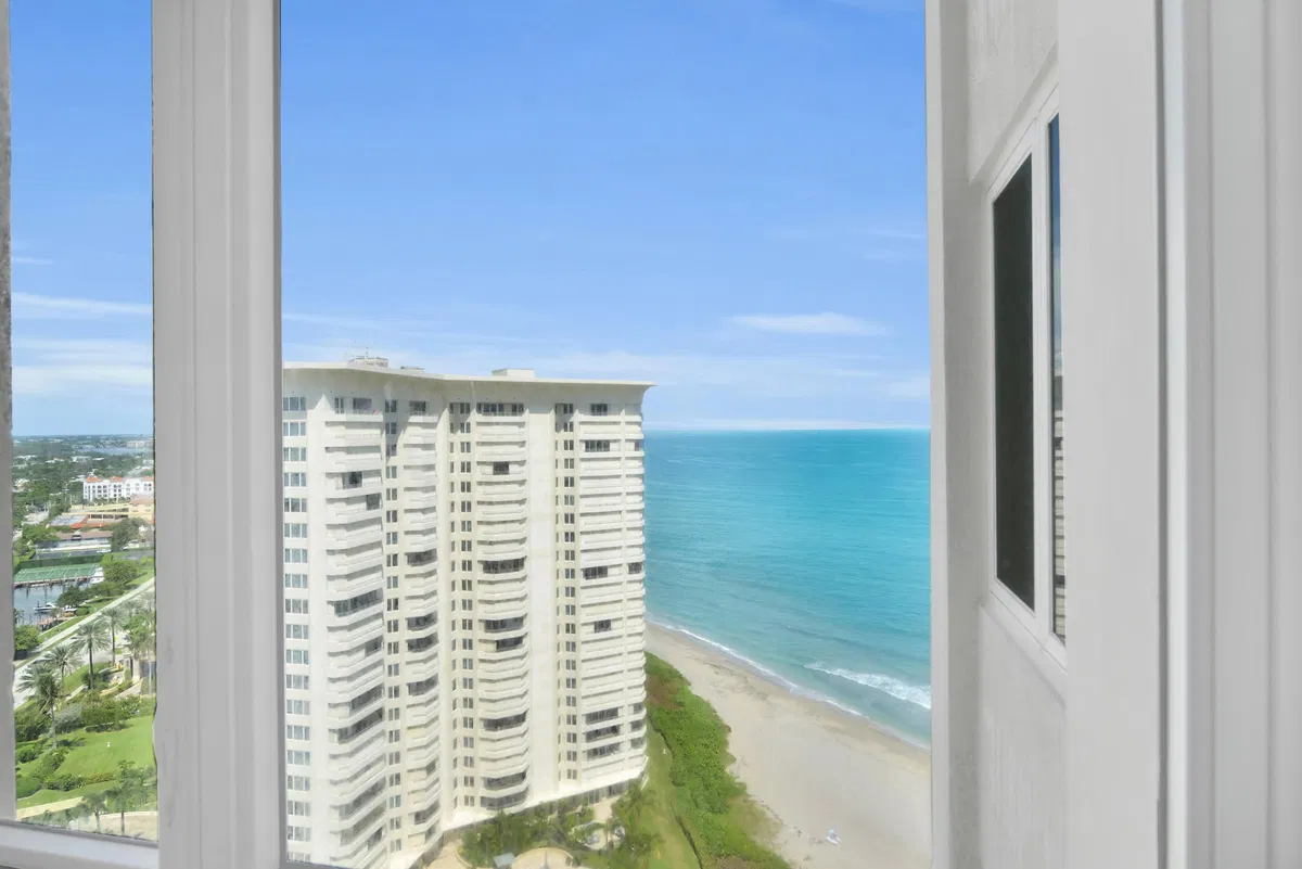 550 S Ocean Boca Unit 2203 photo 22