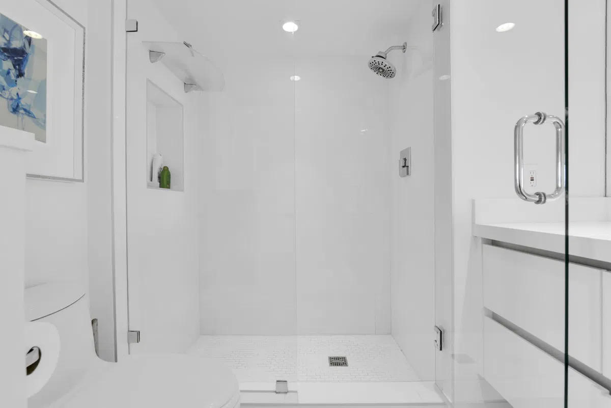 550 S Ocean Boca Unit 2203 photo 34