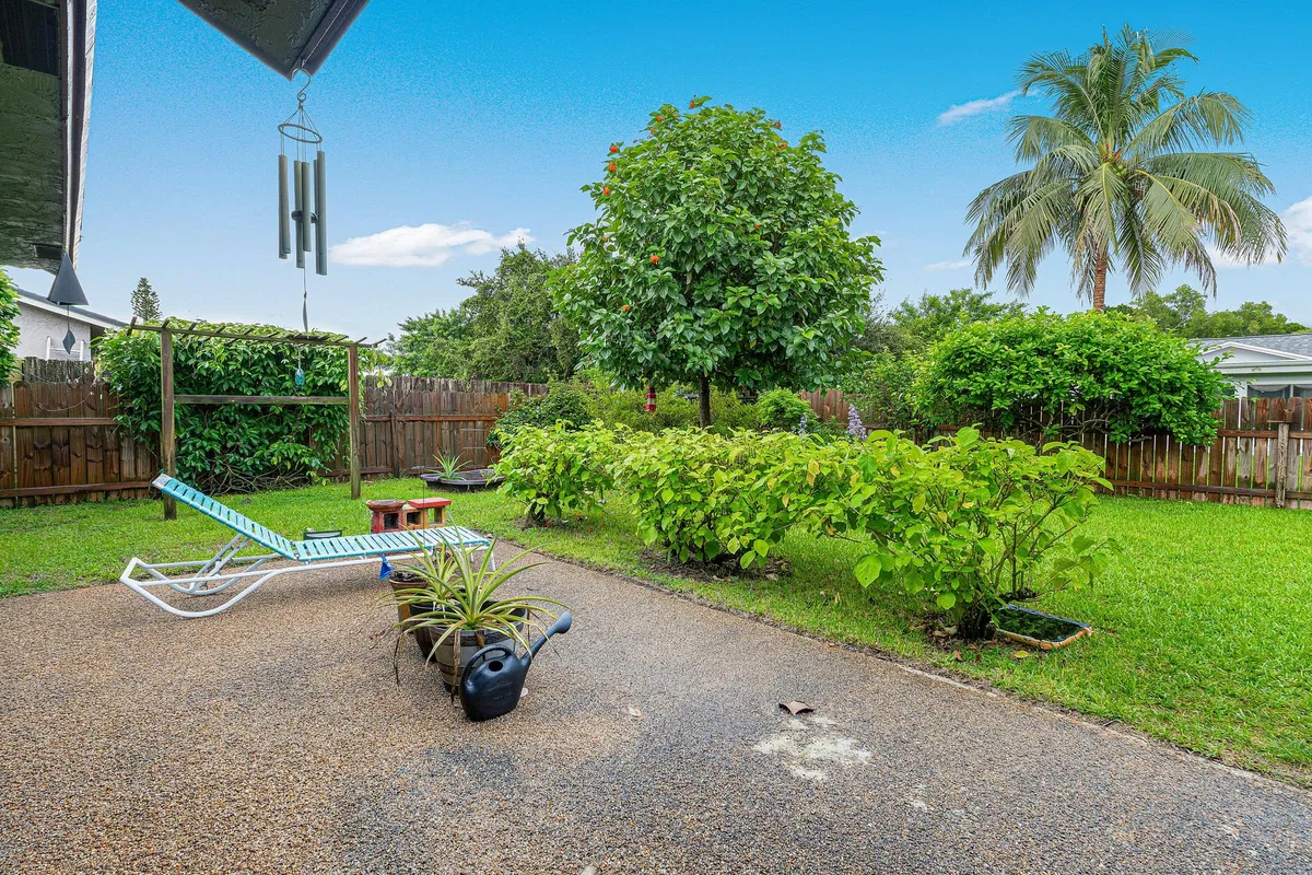 Residence photo 28
