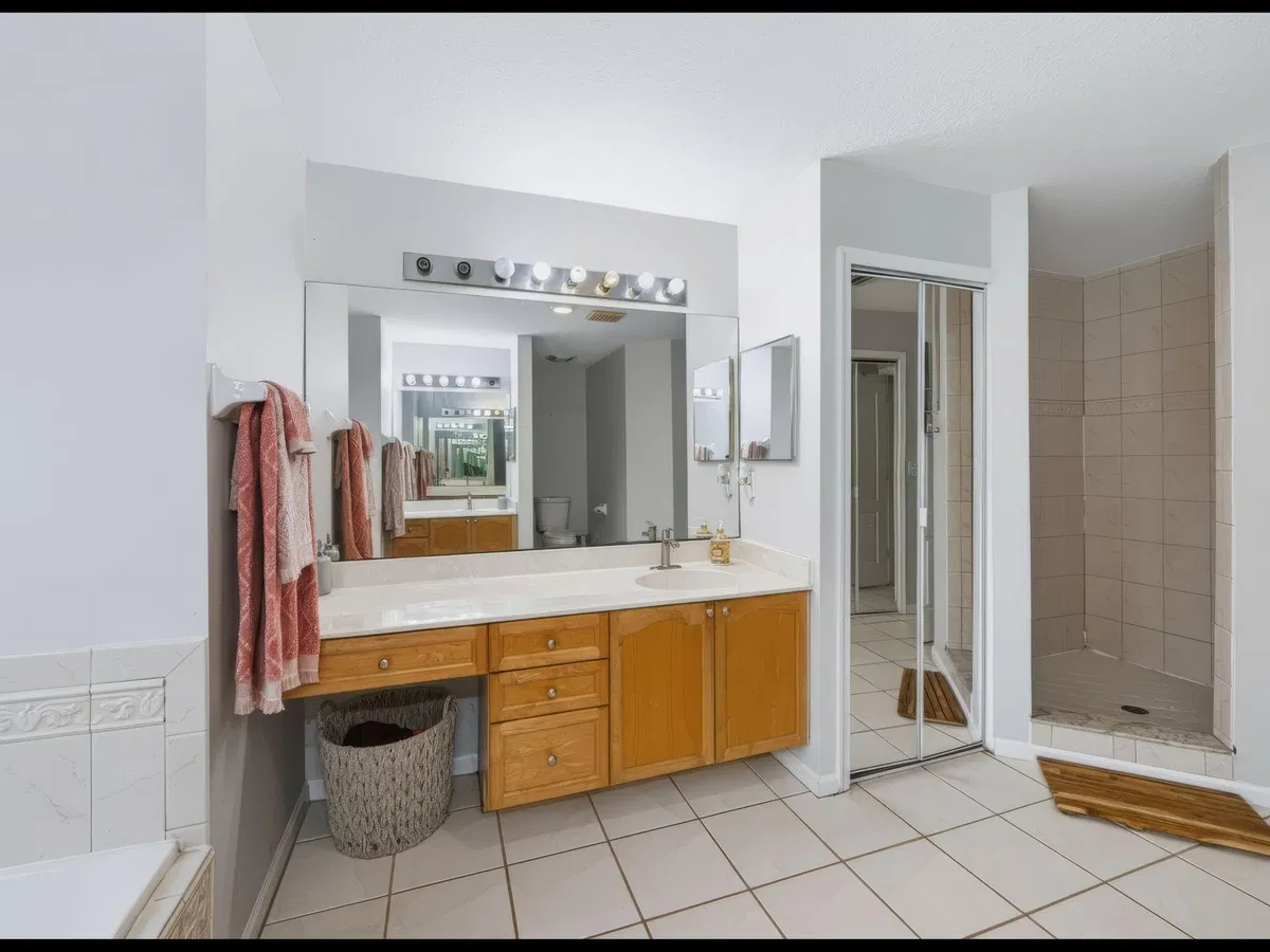  Residence photo 10