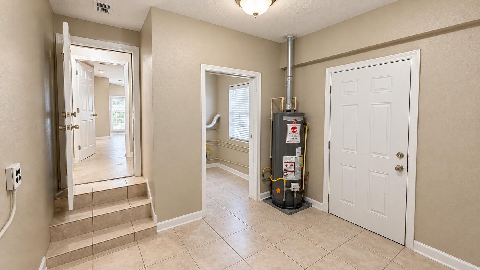 Residence photo 22