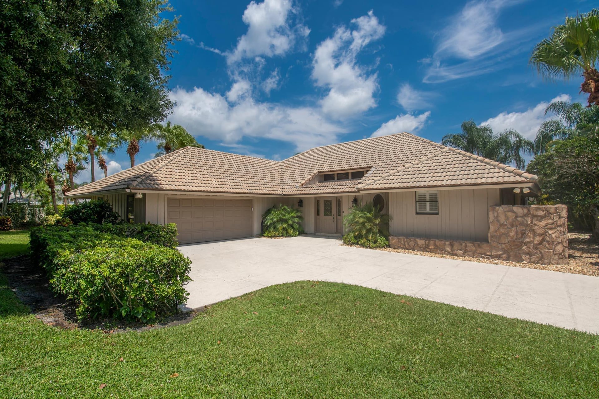 PGA National Palm Beach Gardens Residence