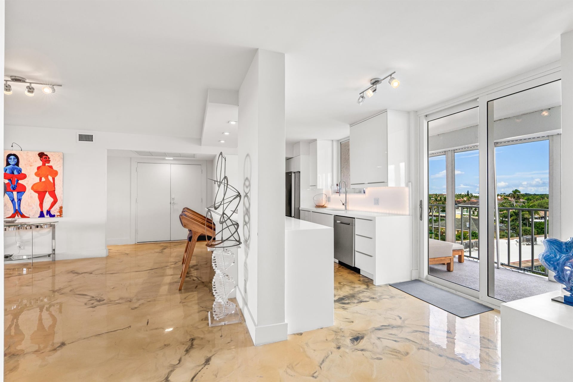 Unit 505 photo 10