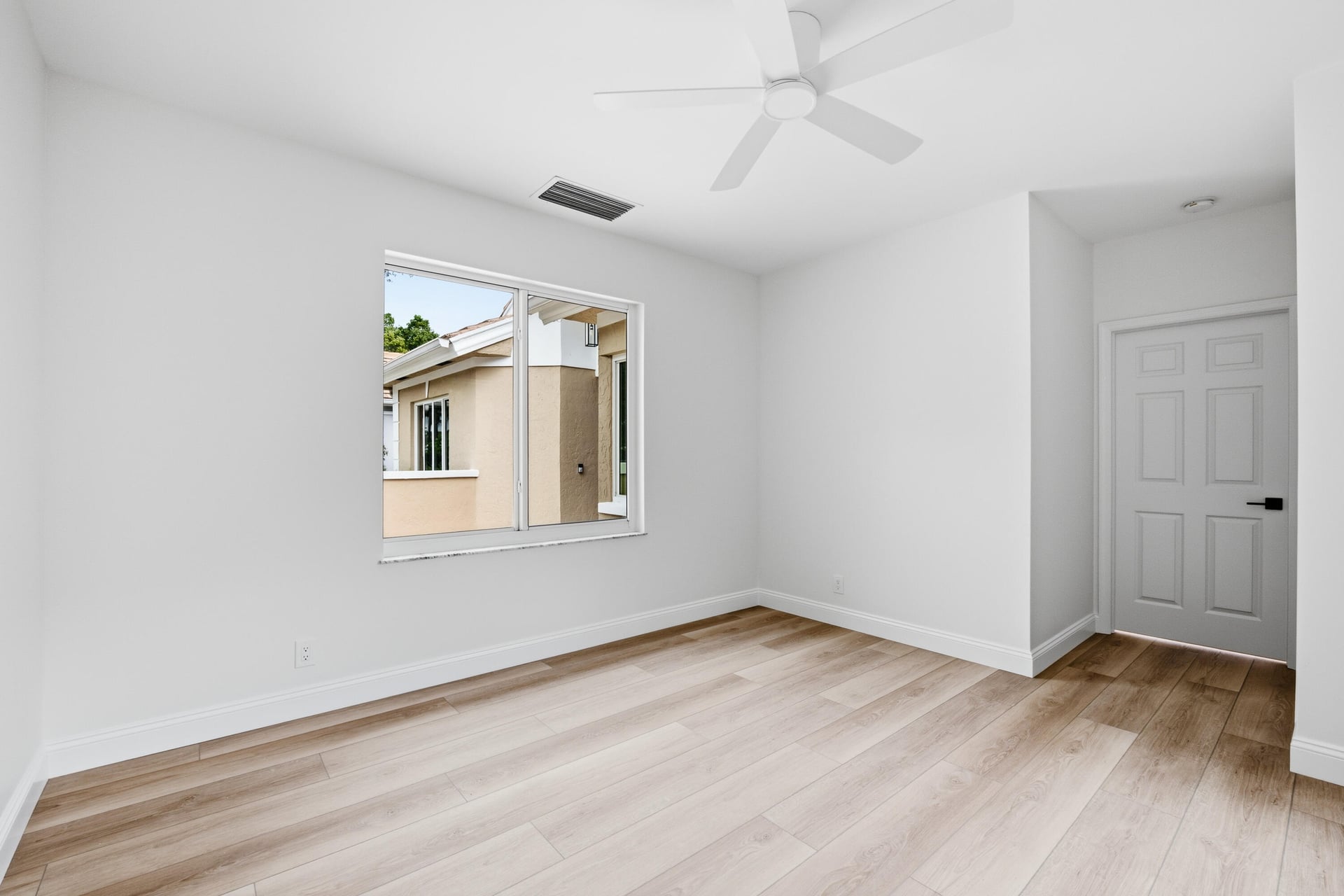 Monarch Country Club Residence photo 58