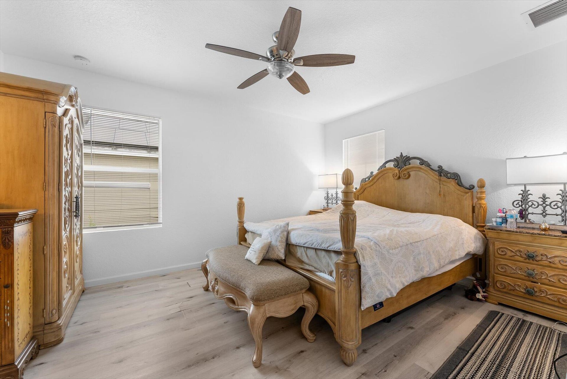 Residence photo 25