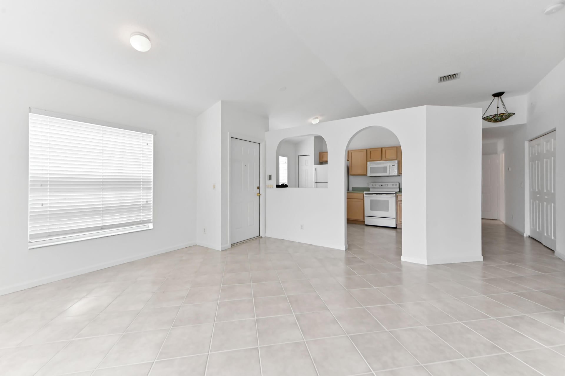  Residence photo 7