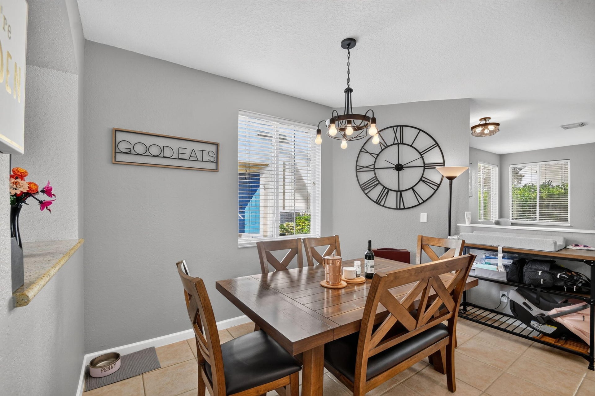 Residence photo 19