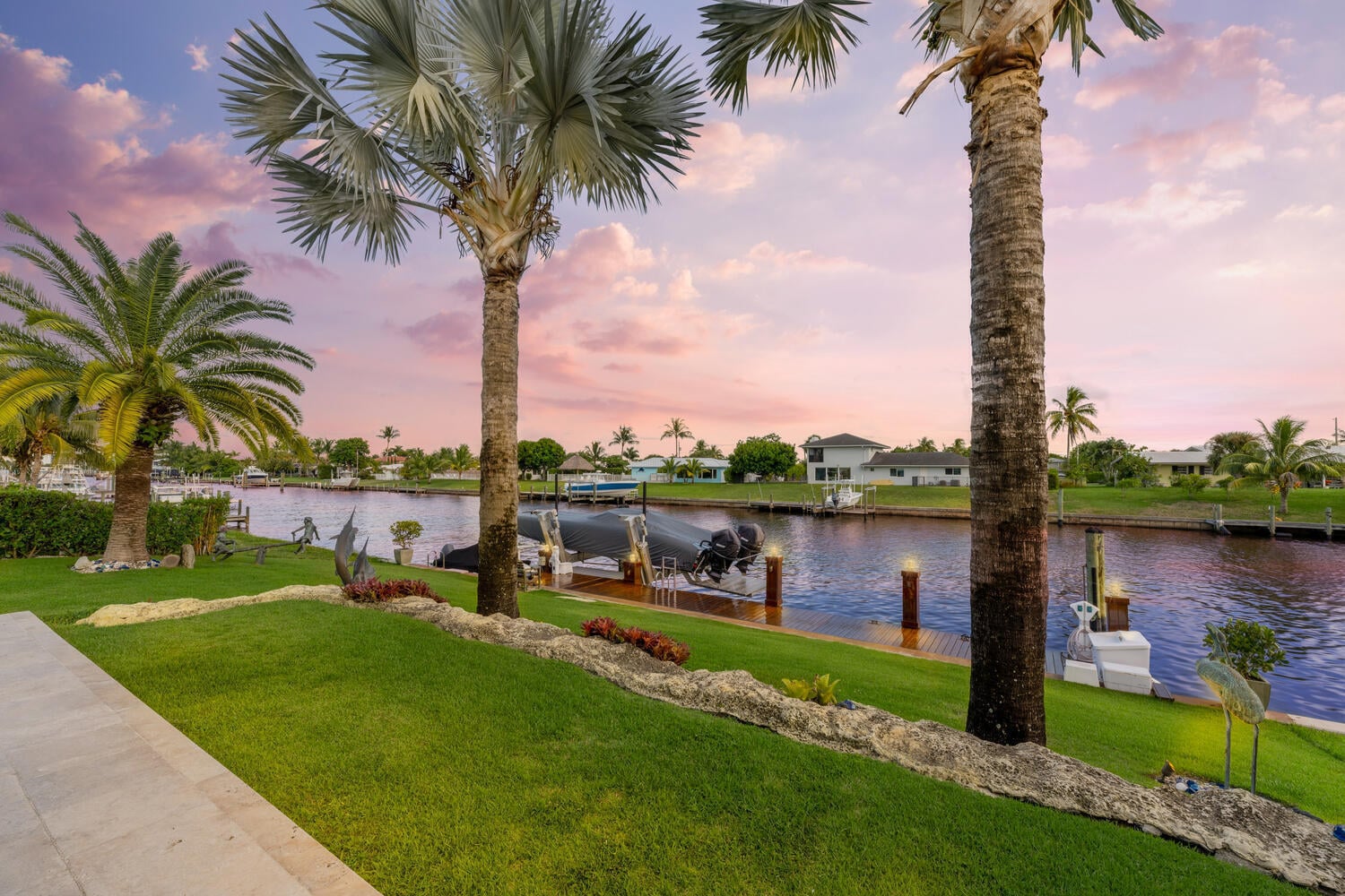 SoSo West Palm Beach Residence