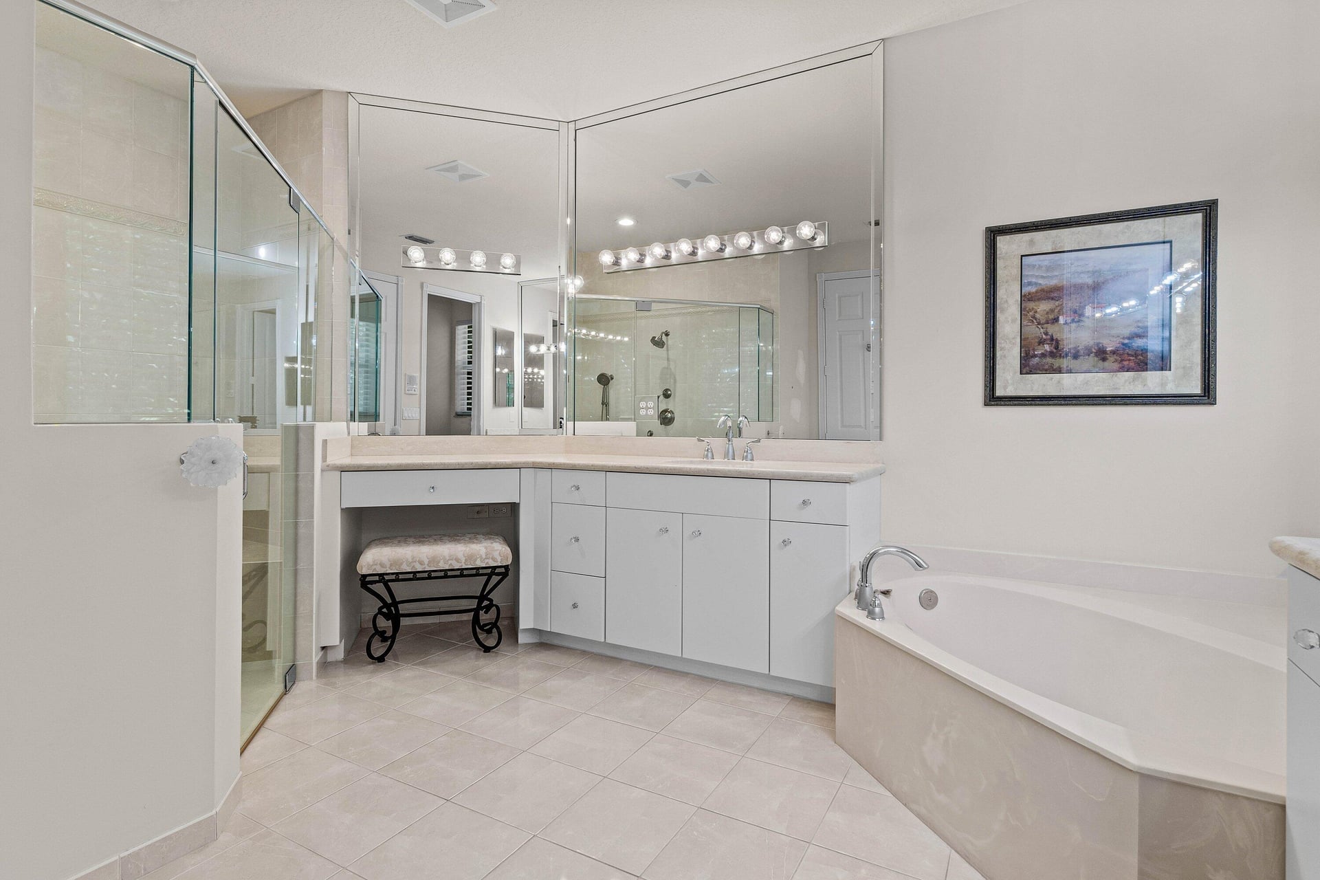  Residence photo 19