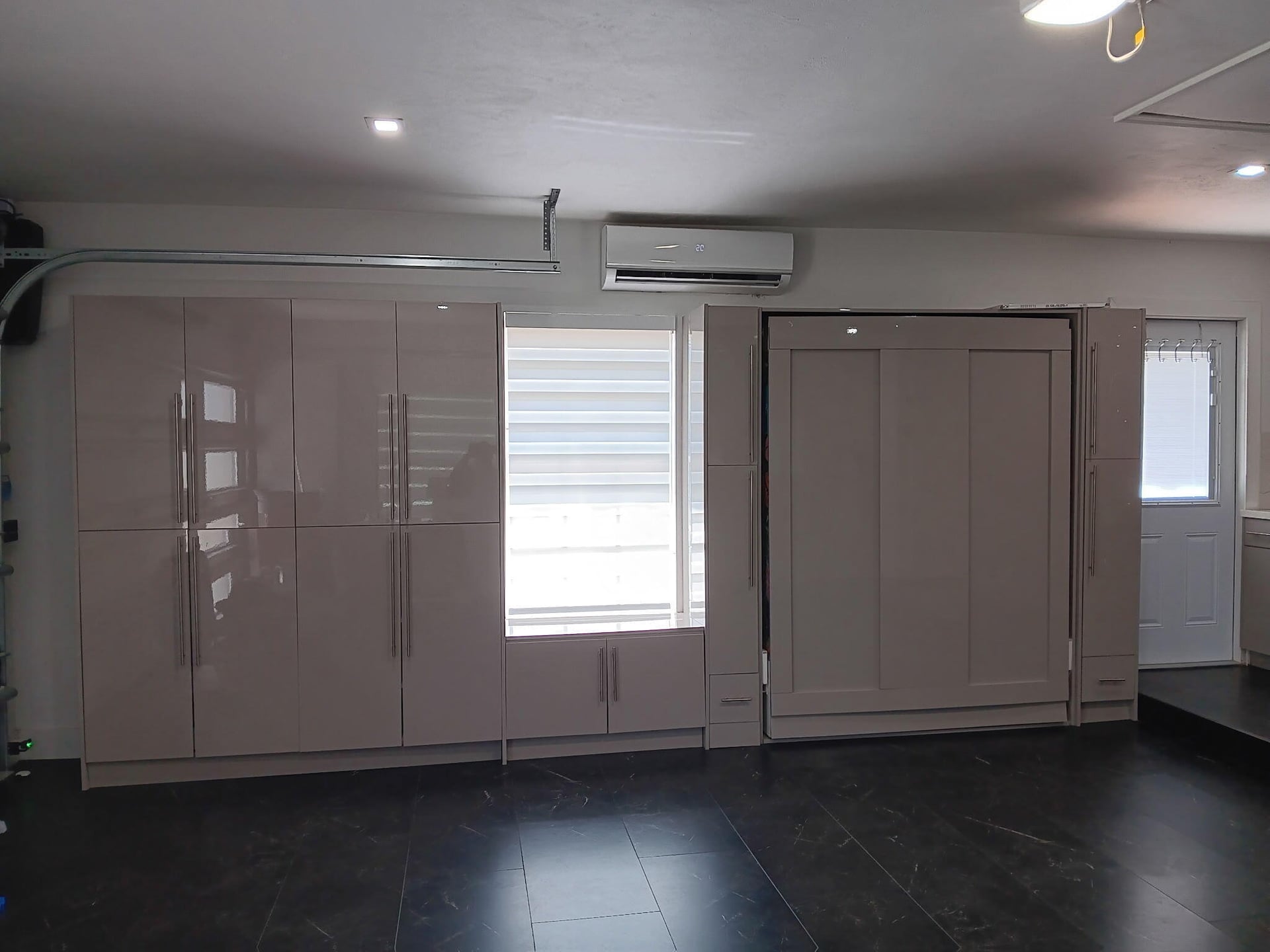 Residence photo 97