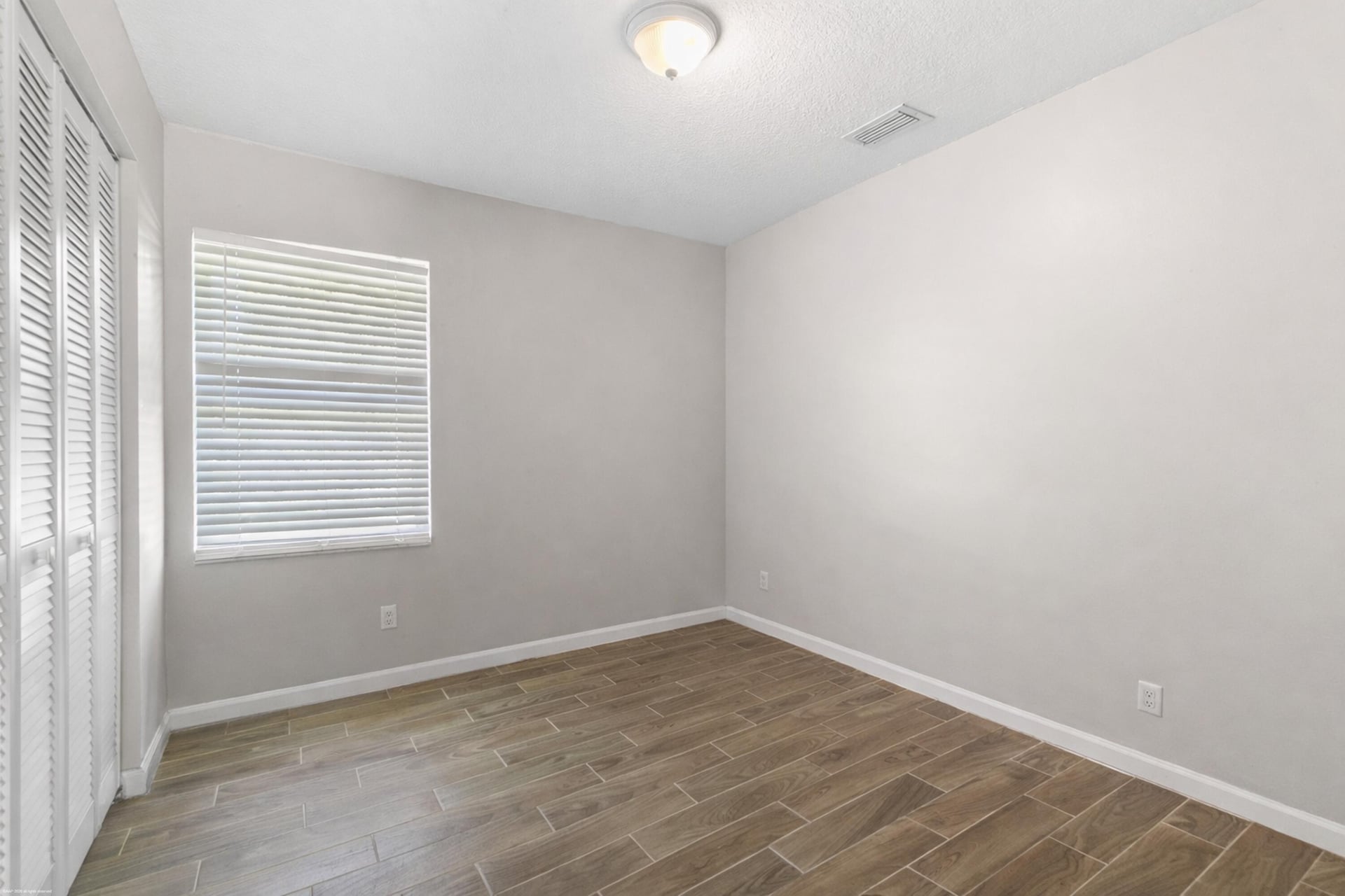  Residence photo 28