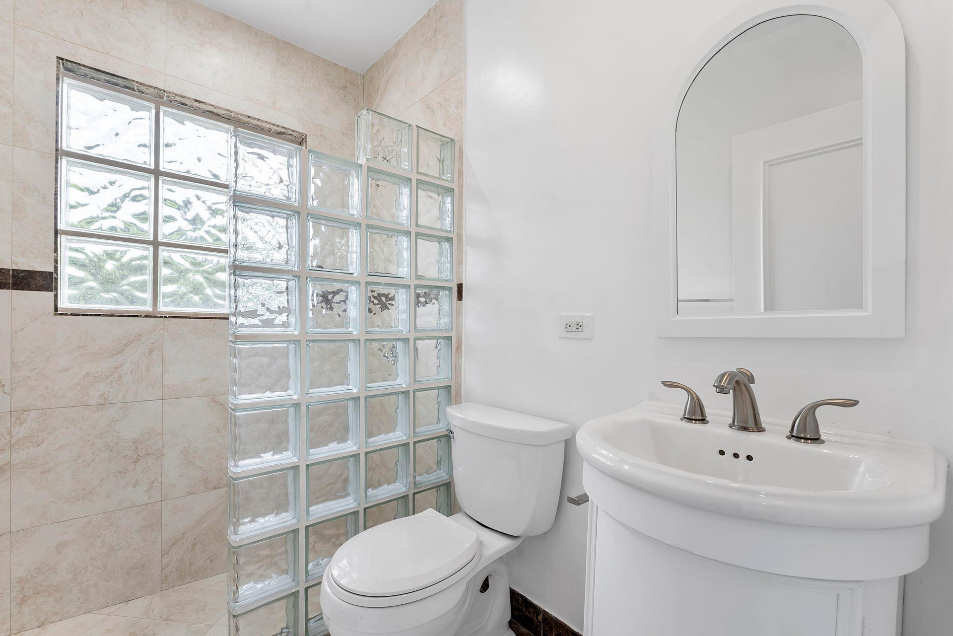 SoSo West Palm Beach Residence photo 10