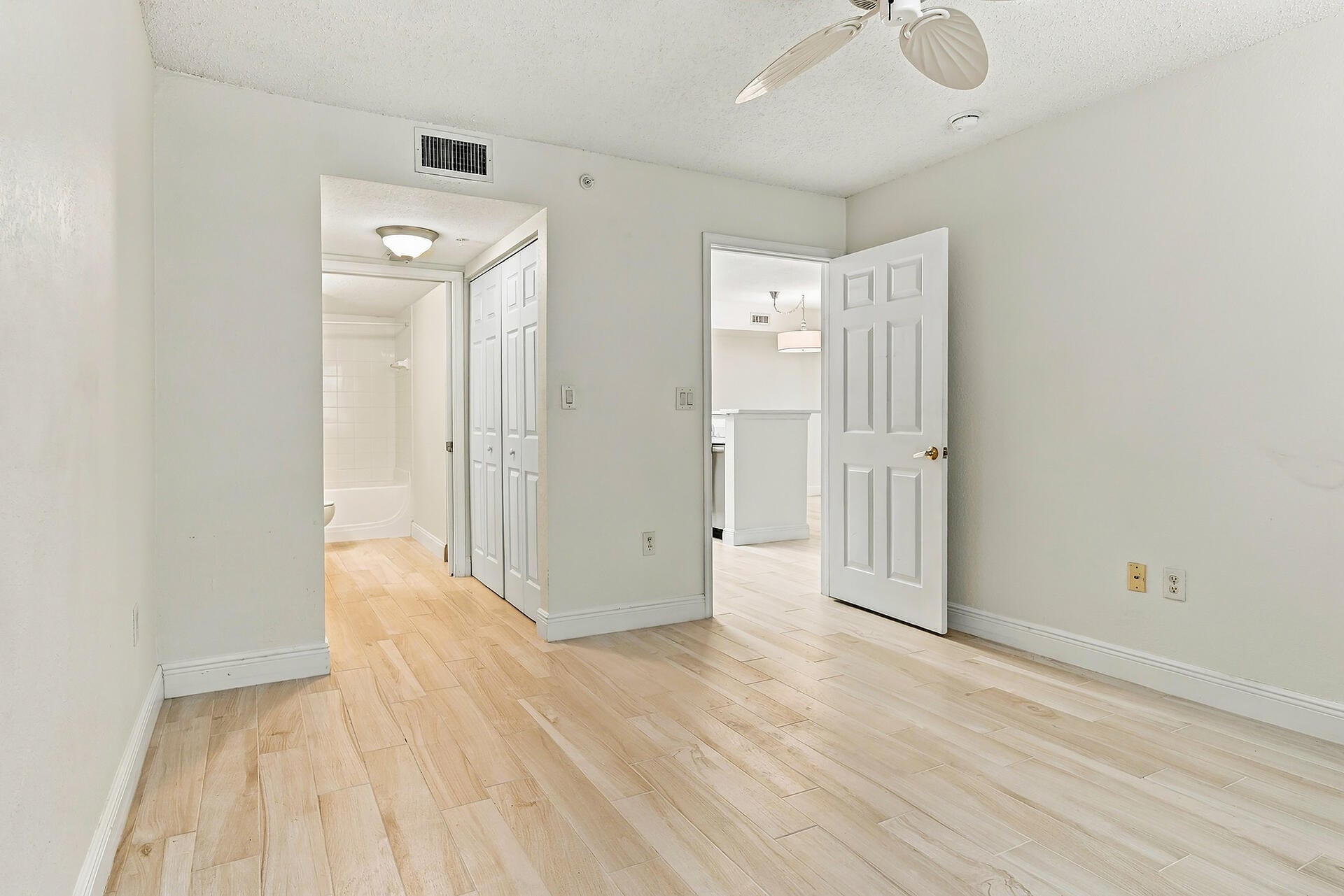 Flagler Pointe Unit 603 photo 10
