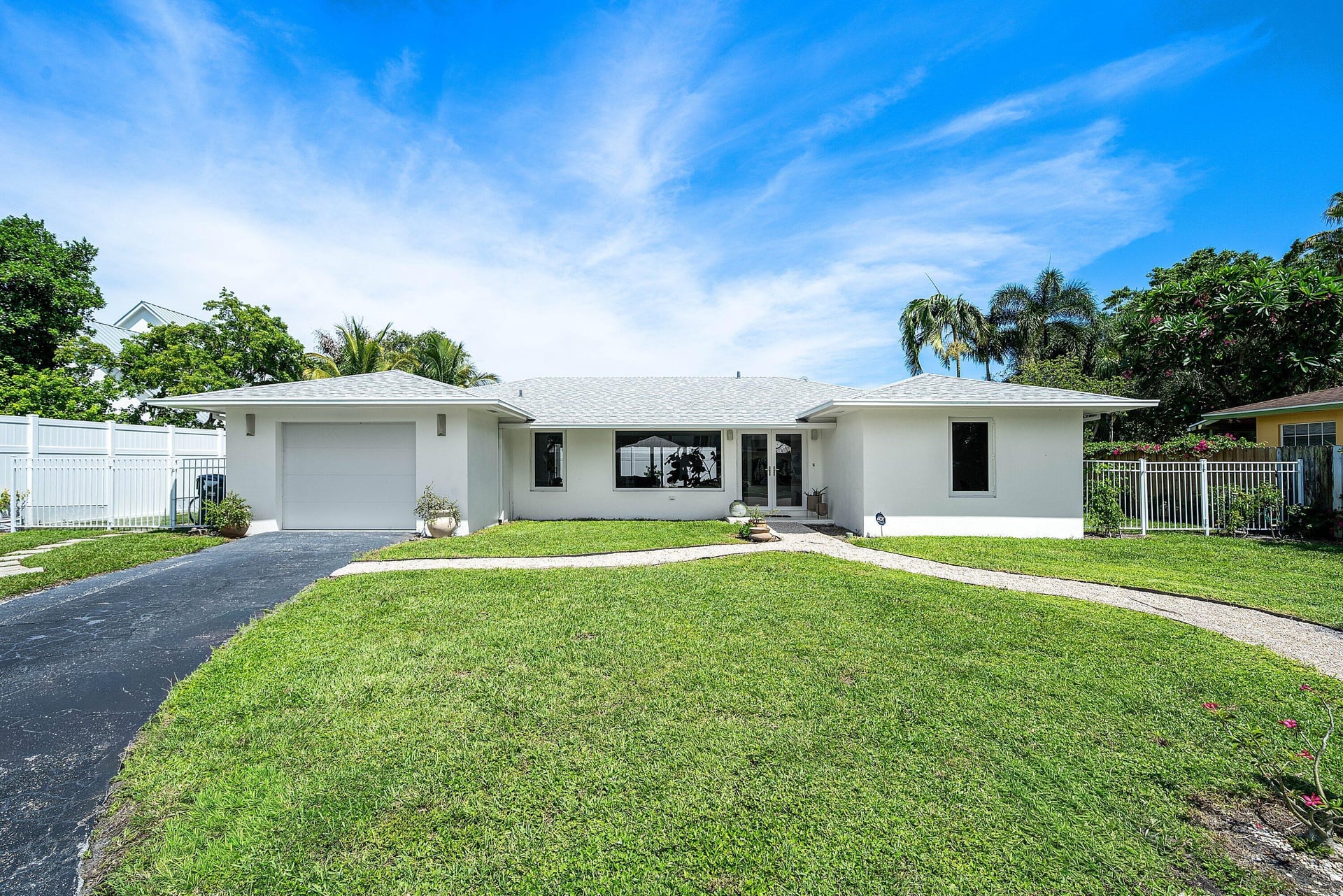 Residence photo 49