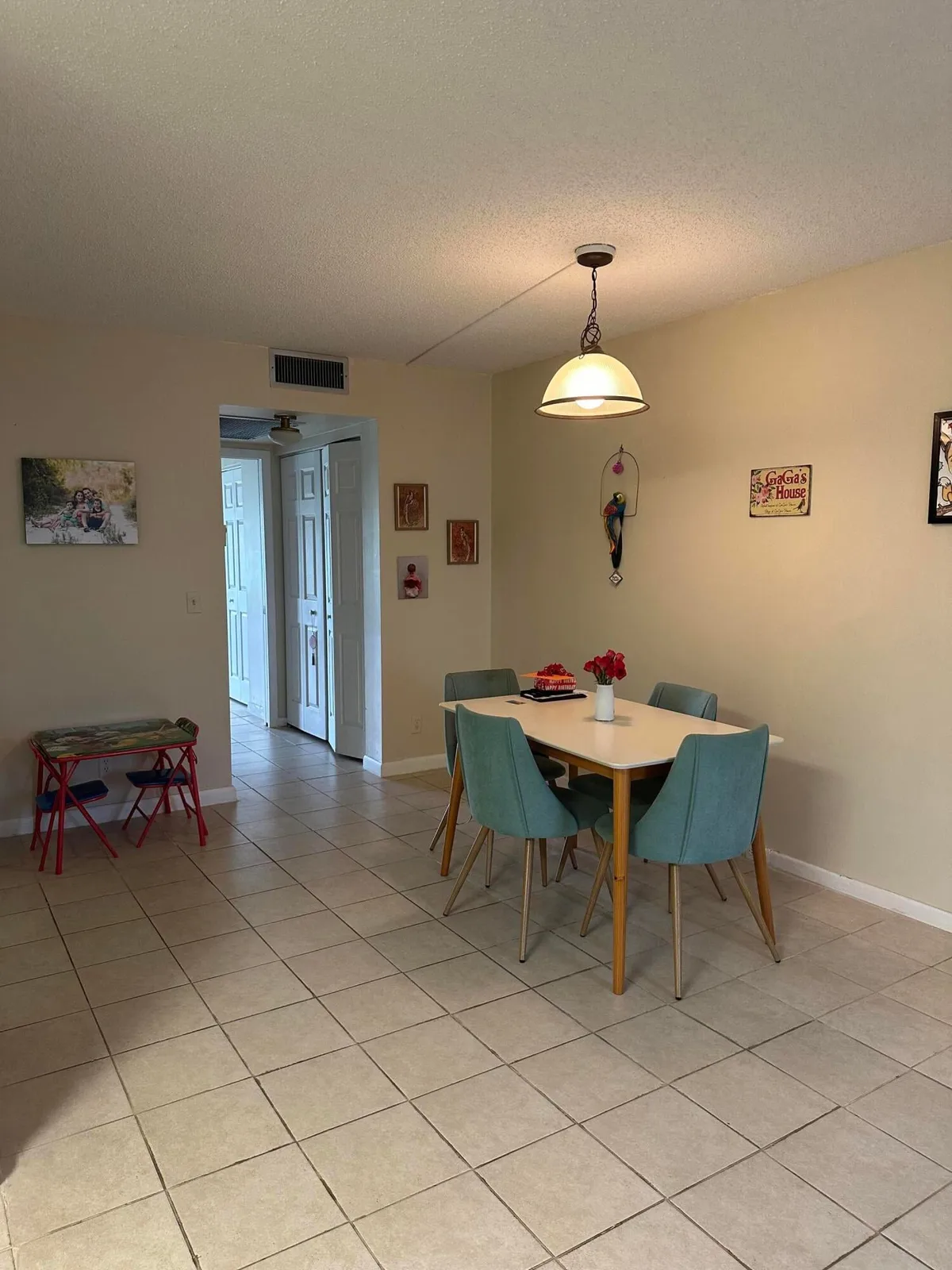 Residence photo 4