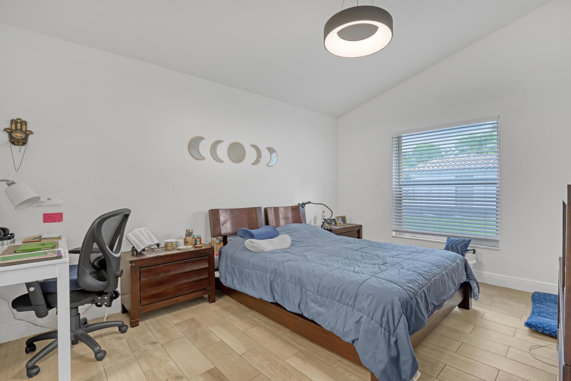  Residence photo 16