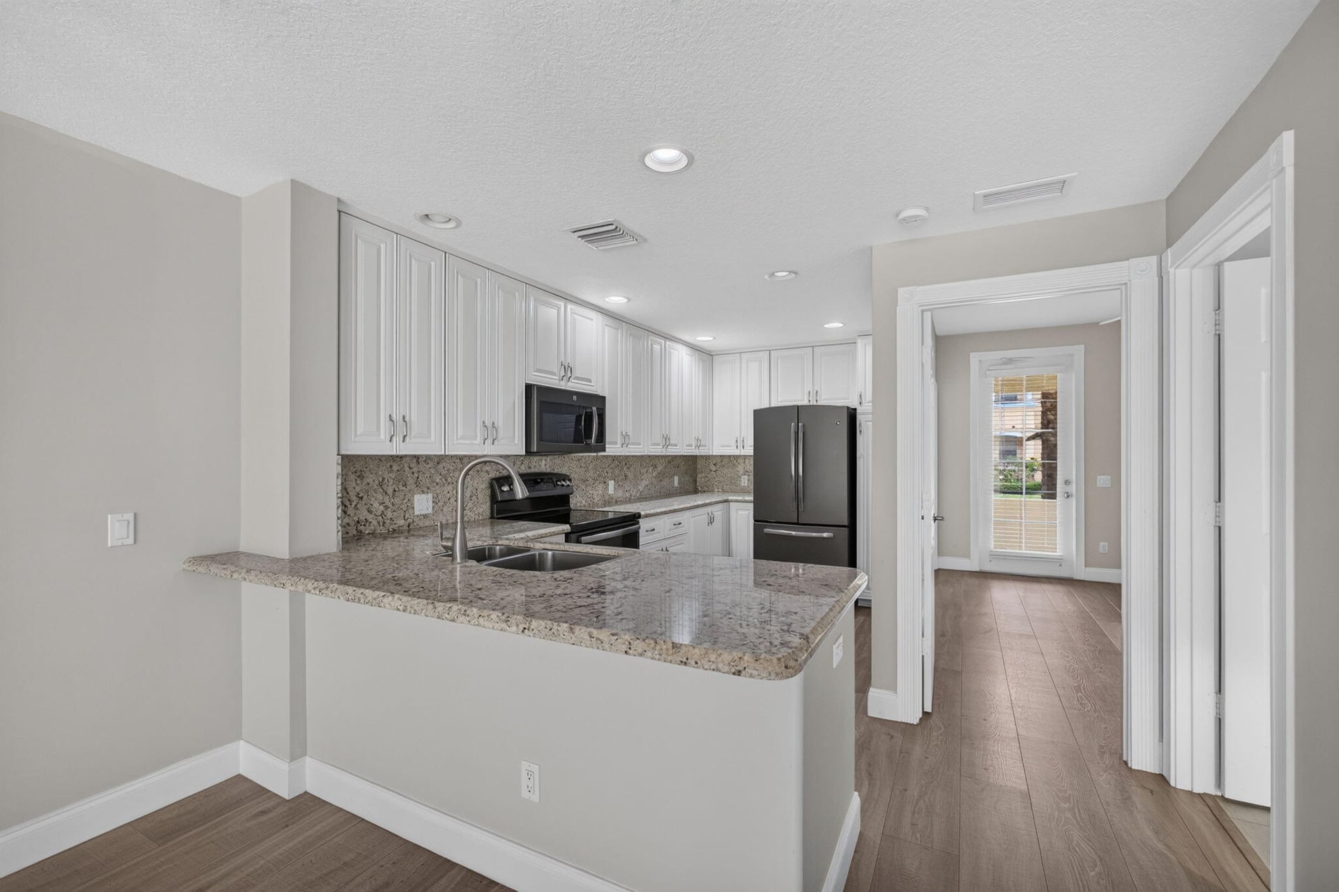 Residence photo 13