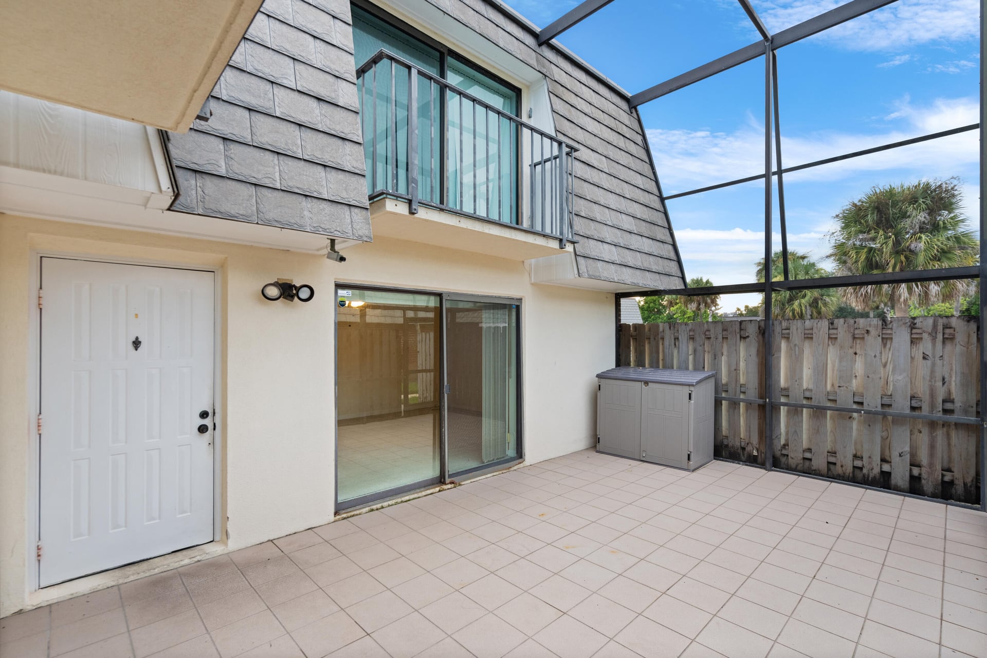 Residence photo 4