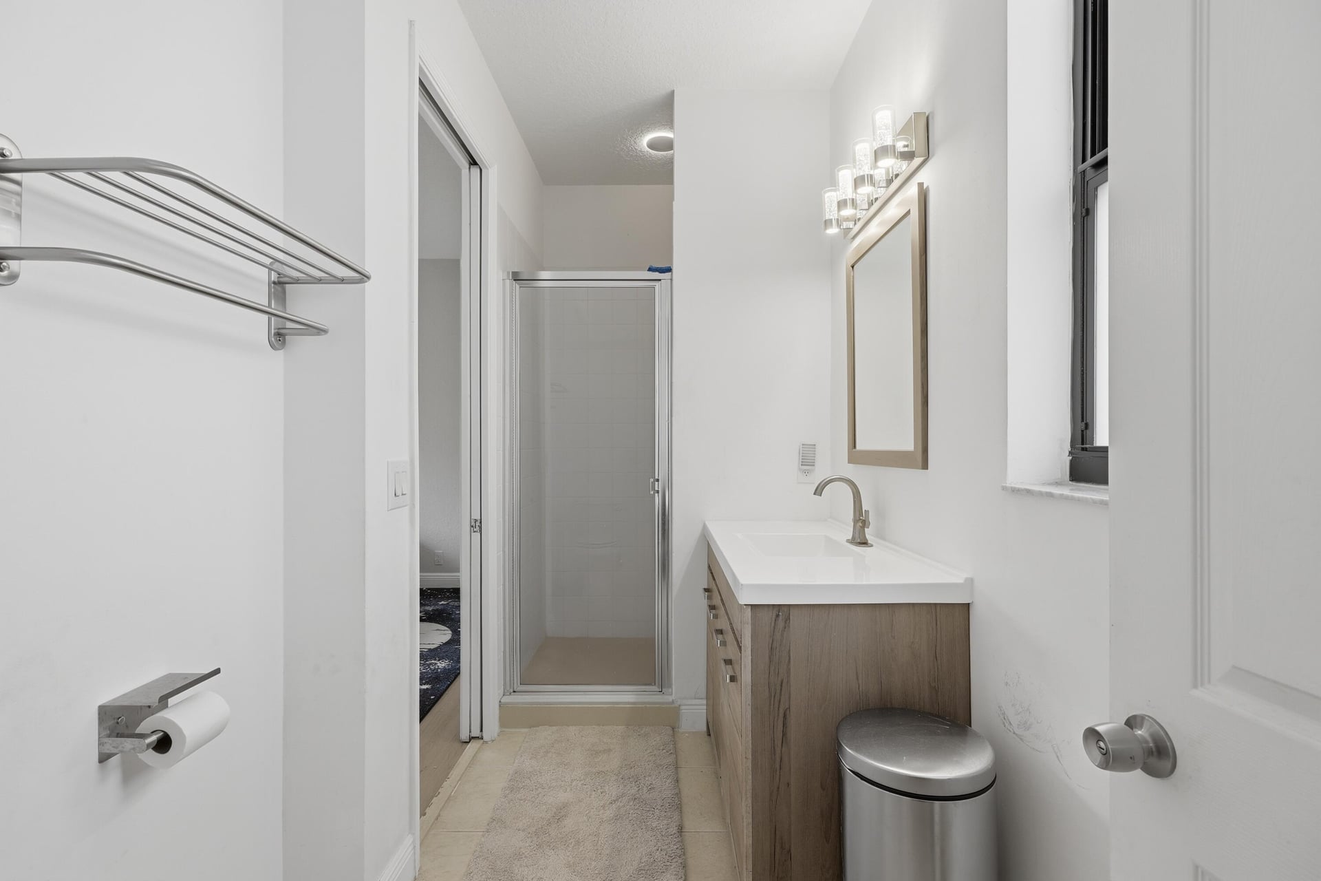 Residence photo 61