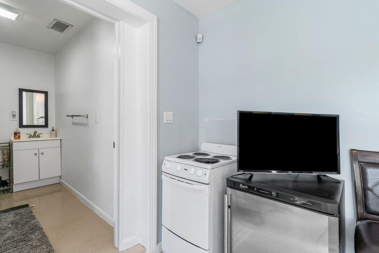  Residence photo 22