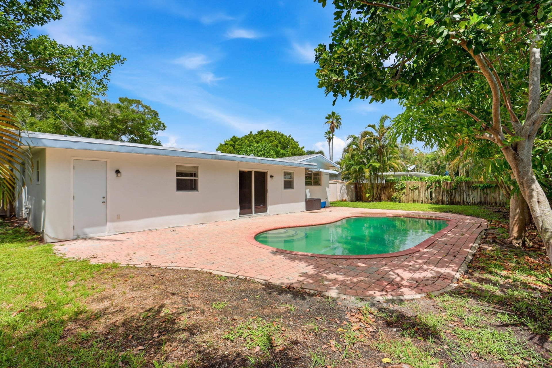 Residence photo 34
