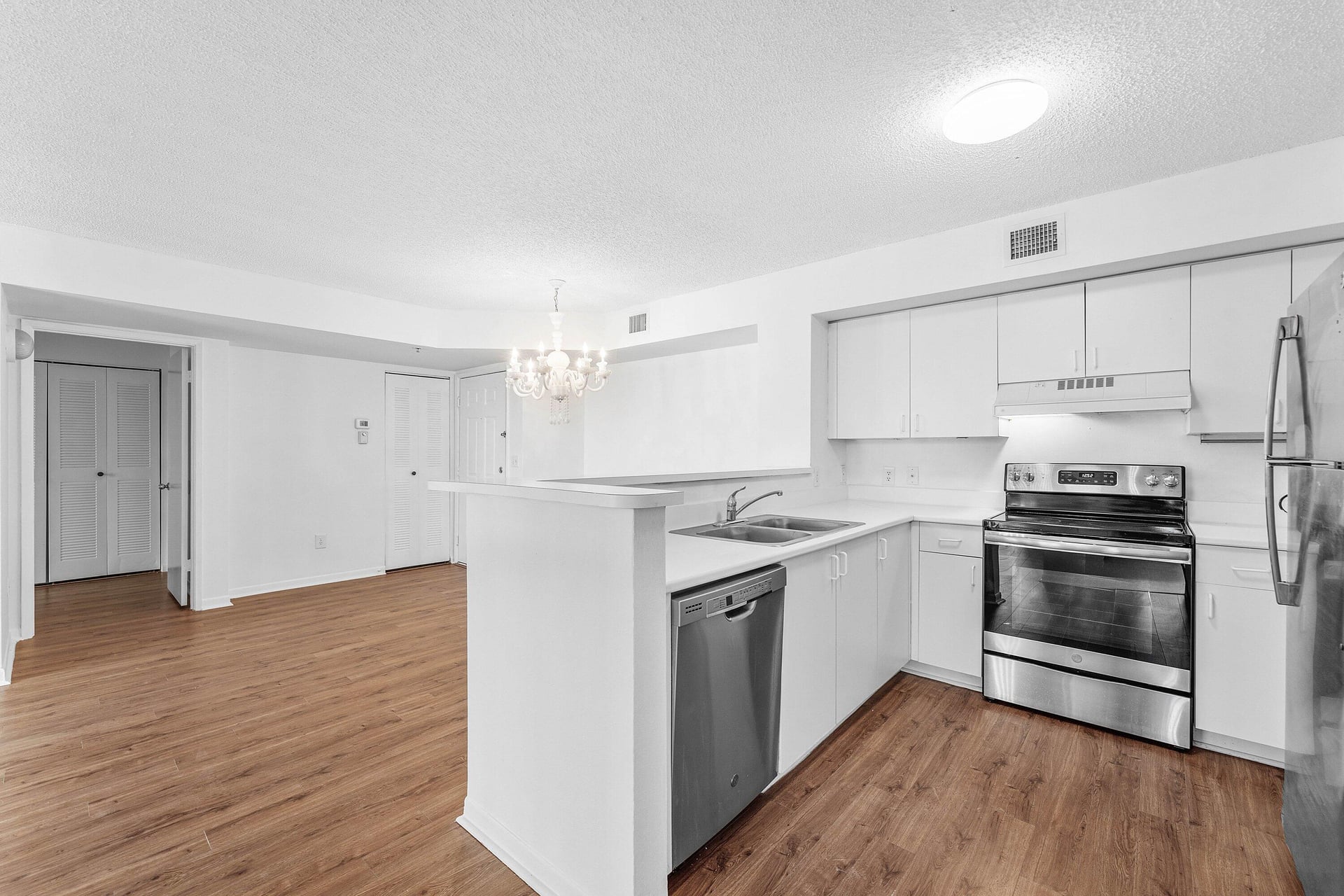  Unit 205 photo 10