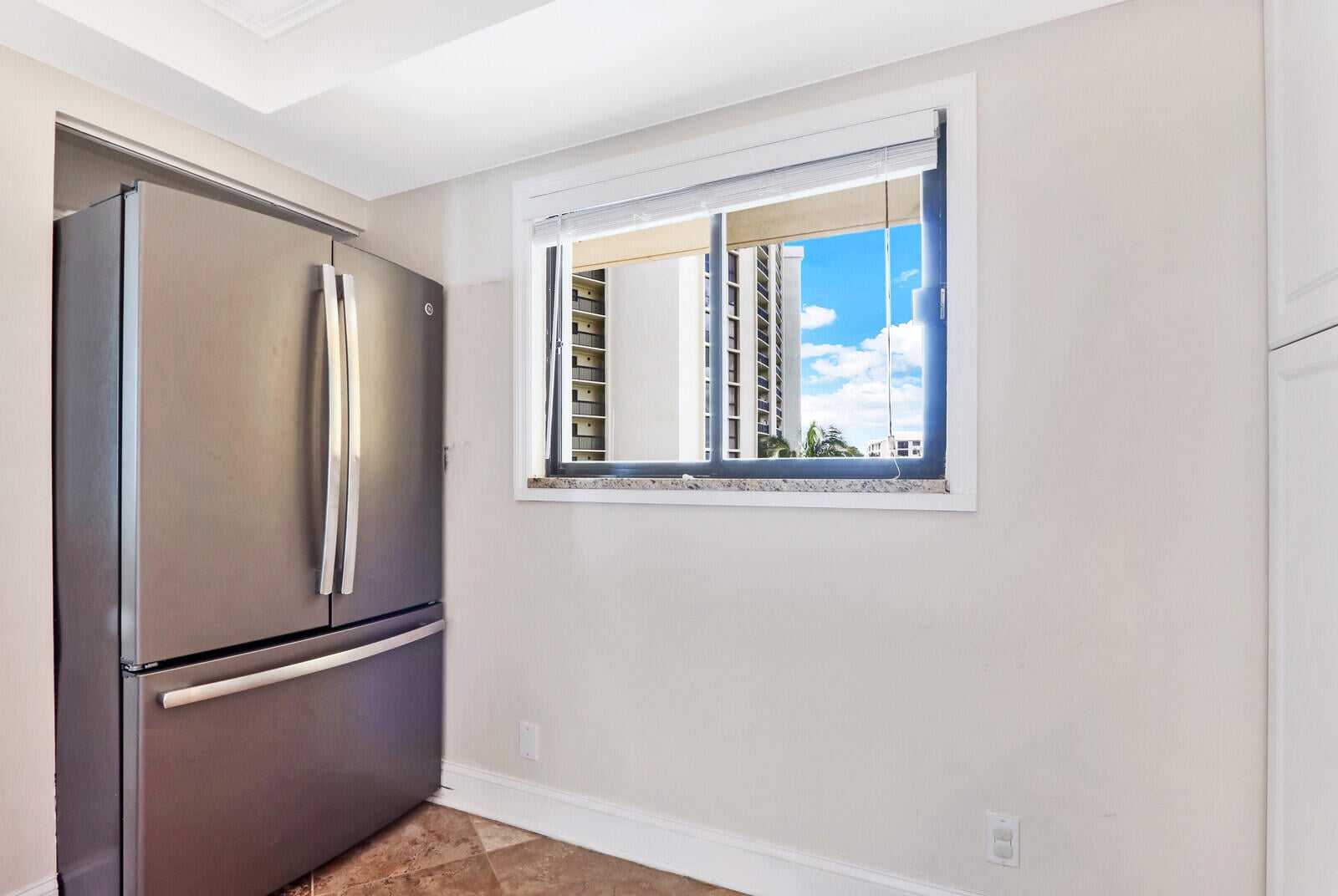 Unit 204 photo 13