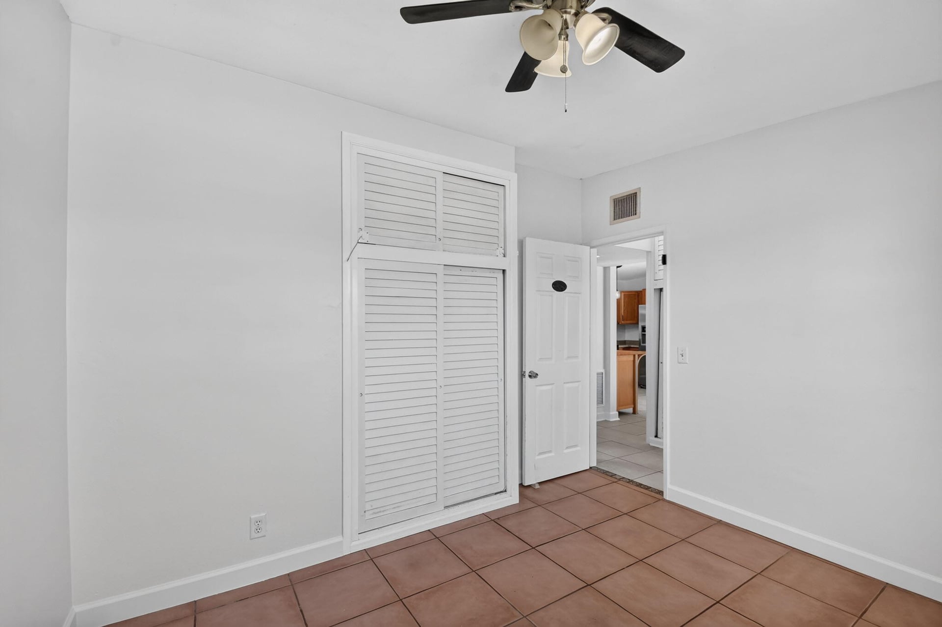 Residence photo 19