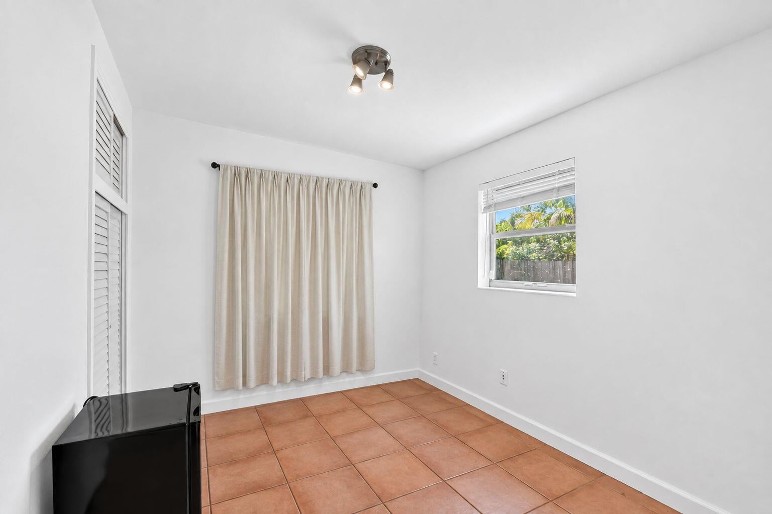  Residence photo 22