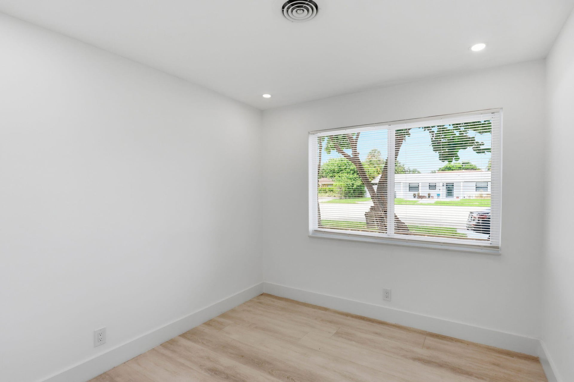 Residence photo 19