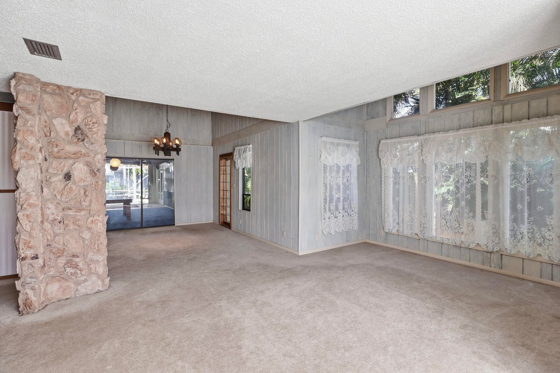 Residence photo 4
