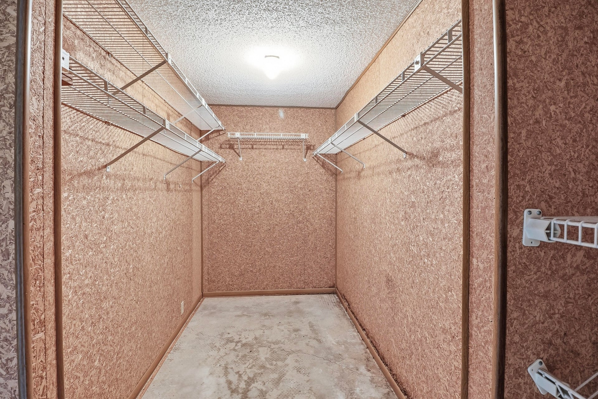 Residence photo 16