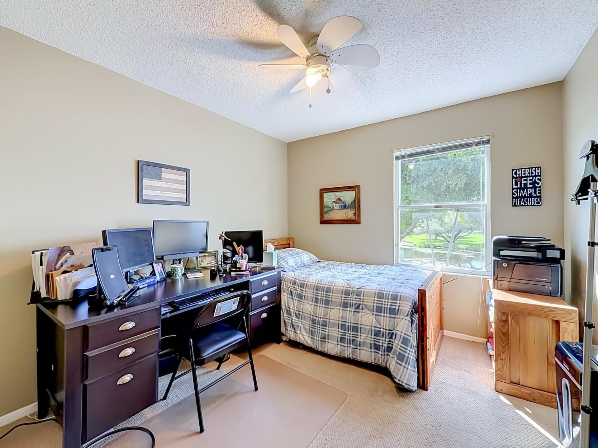 Residence photo 43