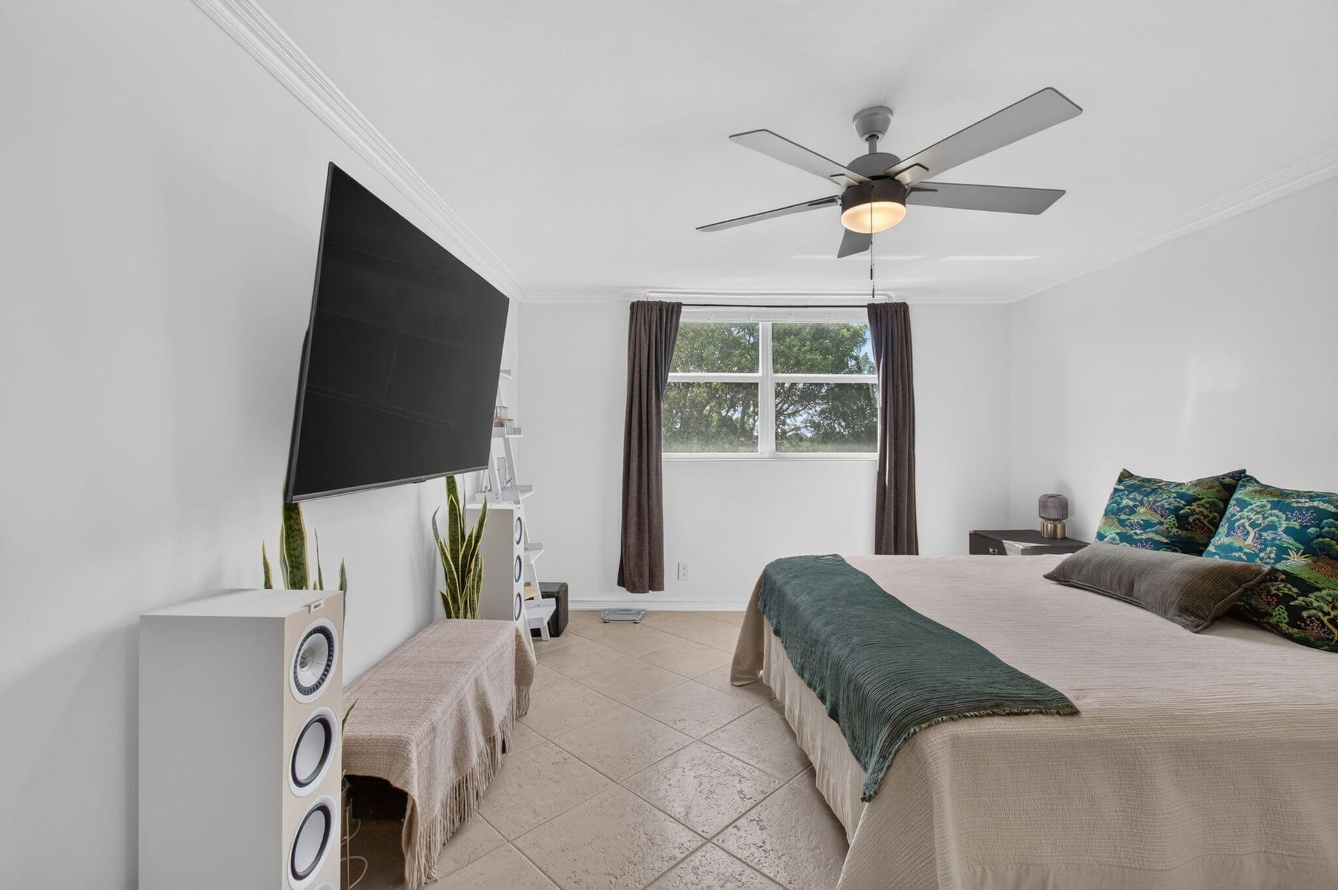  Unit 4140 photo 46
