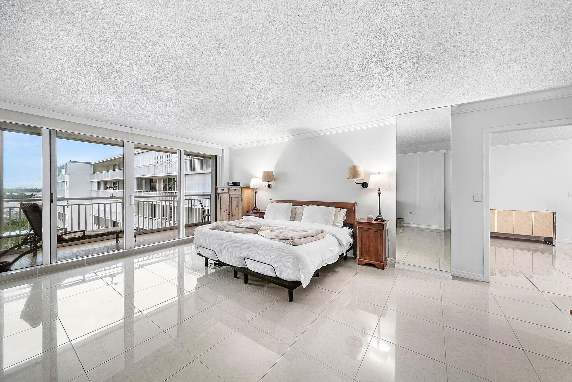 South Palm Beach Unit 815 photo 16