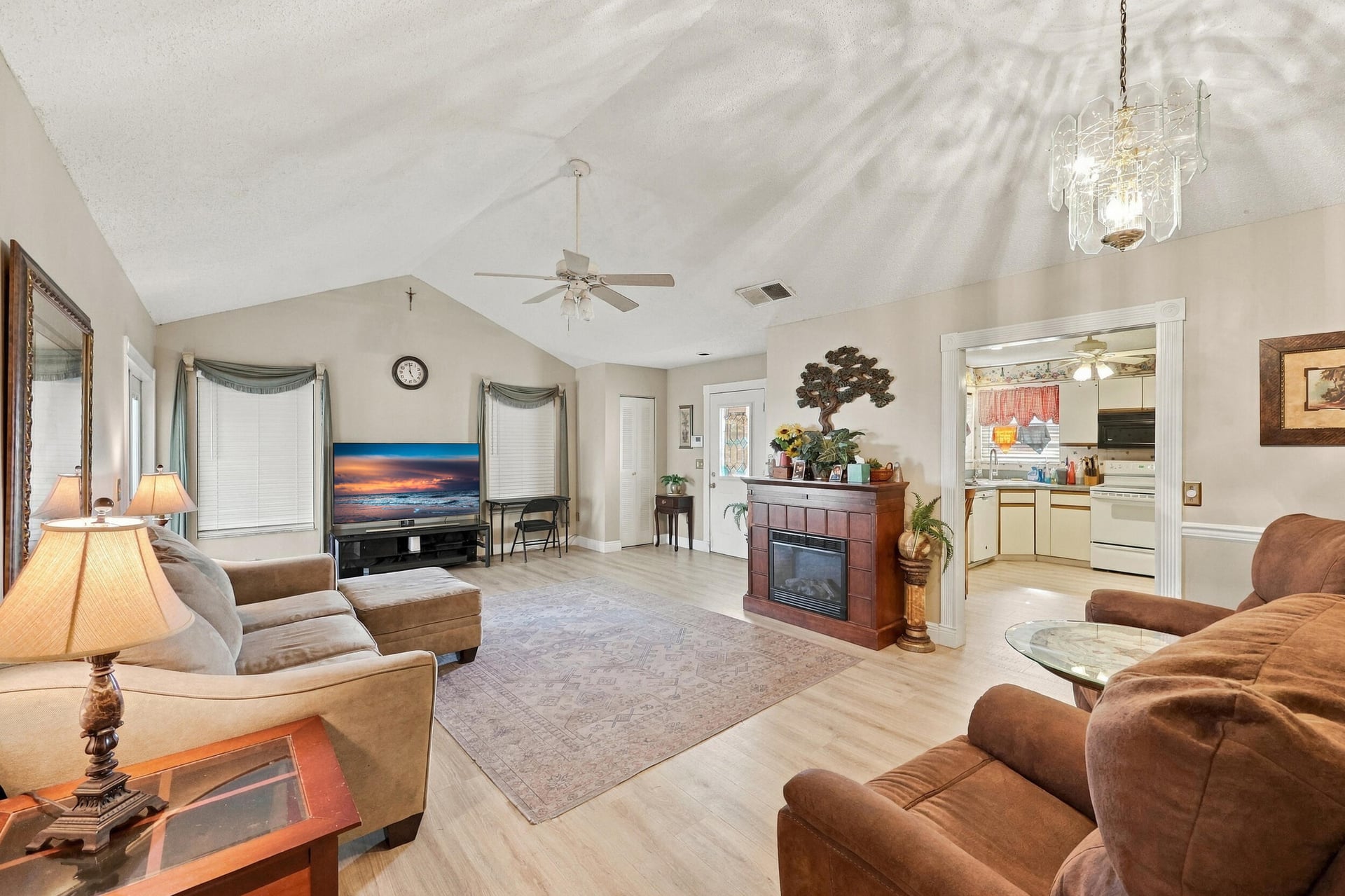 Residence photo 10