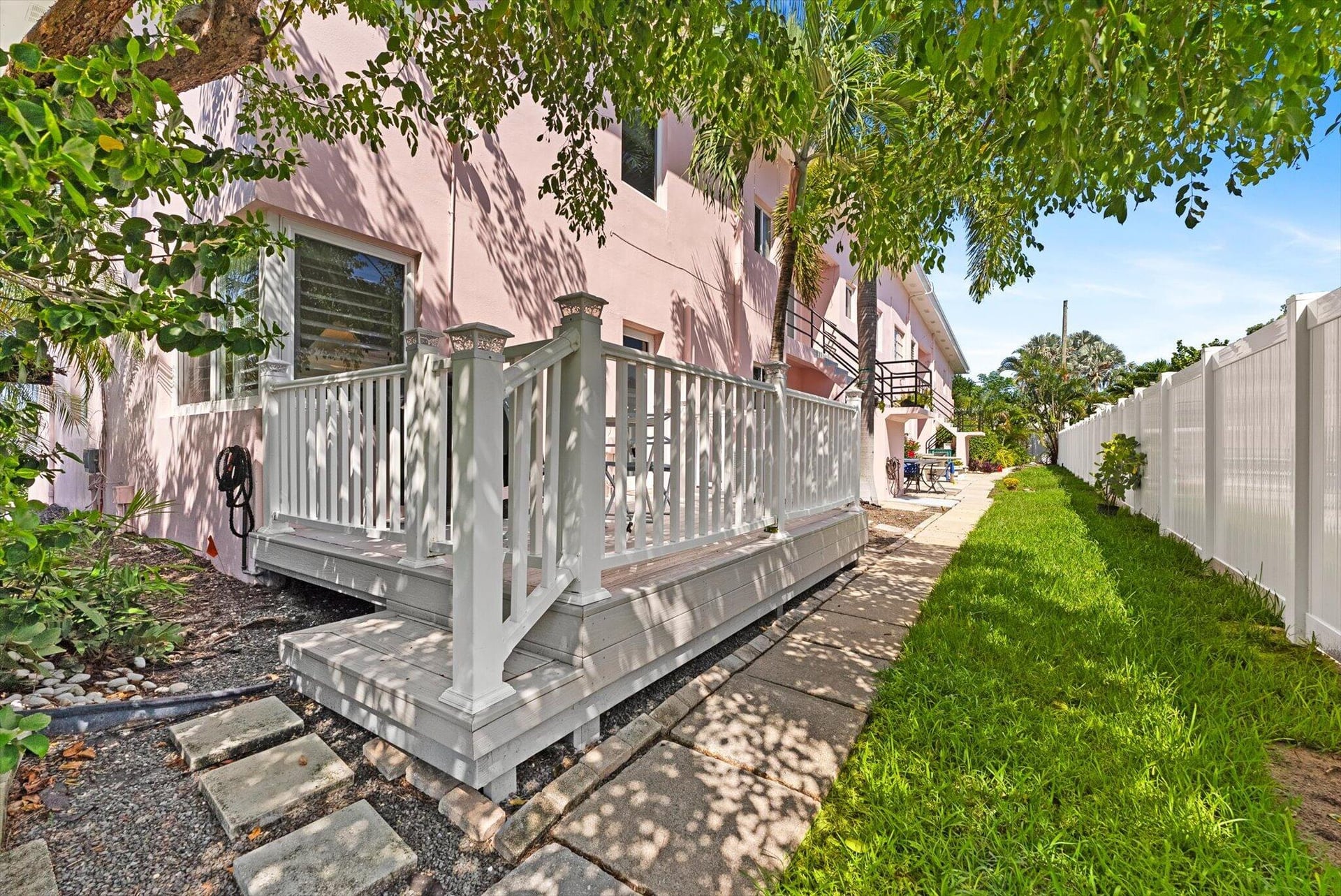 Downtown Delray Beach Unit 4 photo 28