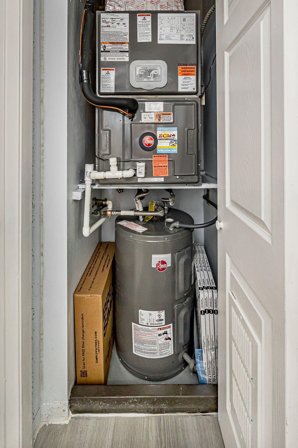 Unit 301 photo 31