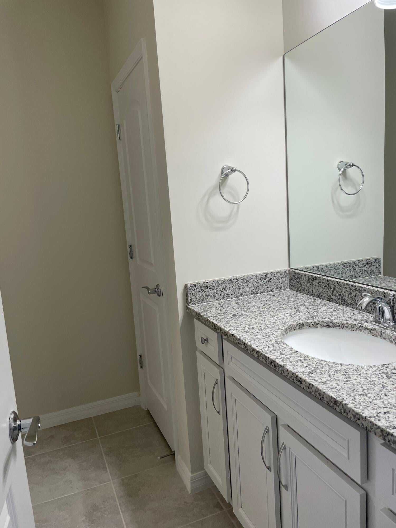  Residence photo 19