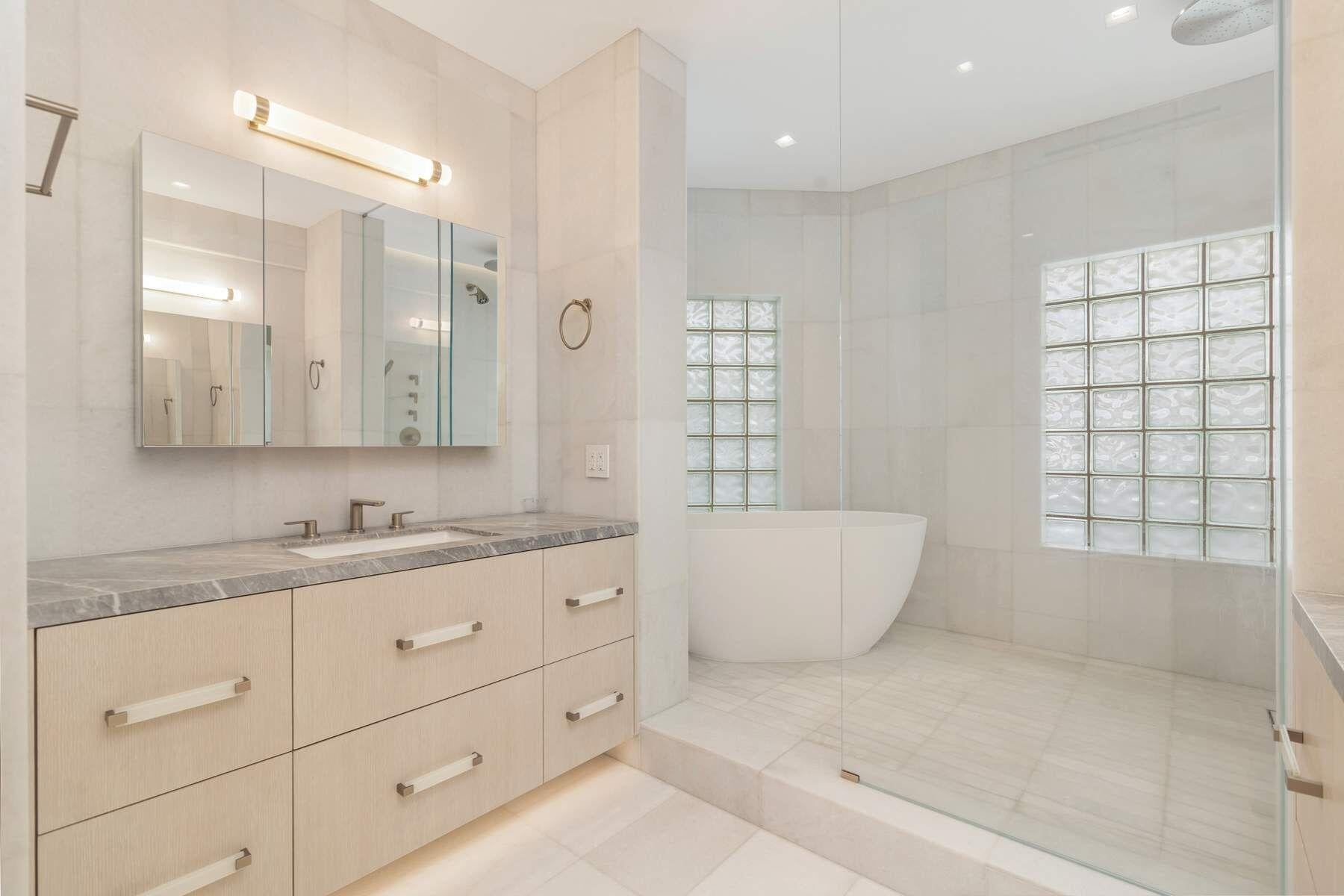Sloan's Curve Palm Beach Unit S-507 photo 13