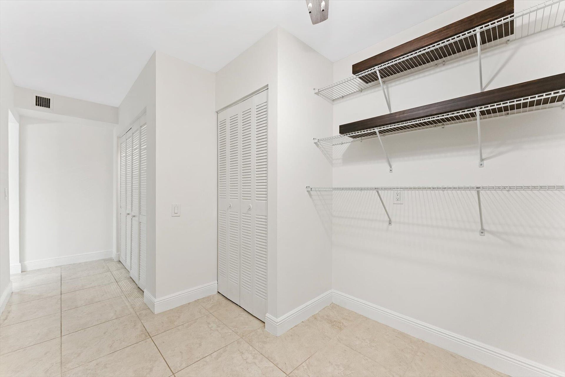  Unit 102 photo 22