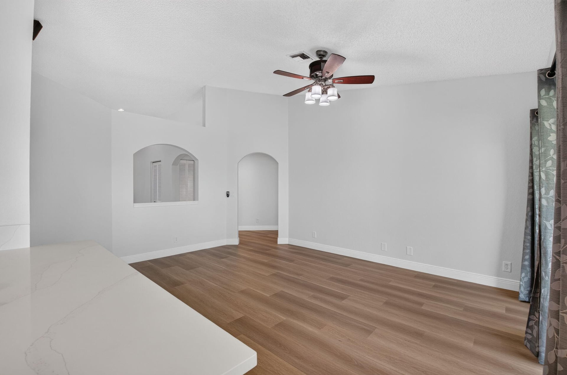 Residence photo 22